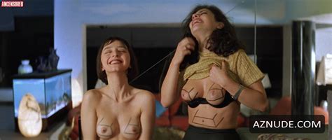 HUEVOS DE ORO NUDE SCENES AZNude