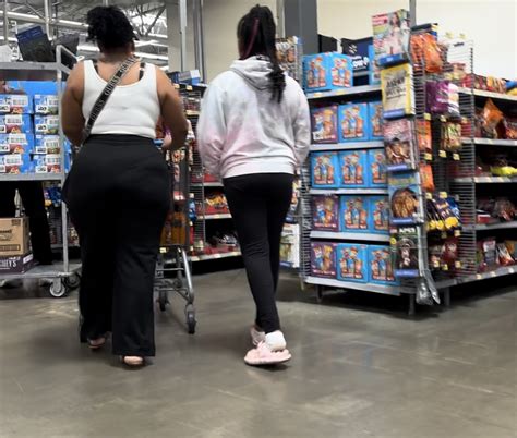 Jello Booty Latina Milf Tight Romper Spandex Leggings Yoga Pants Forum