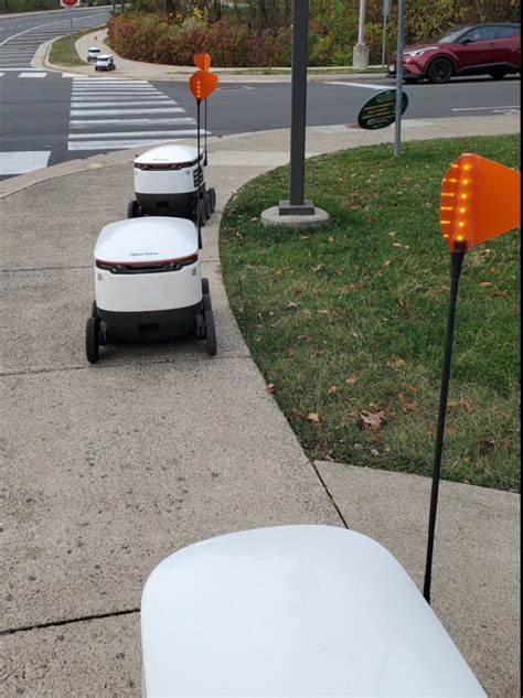 It’s the delivery drone parade at Mason! : r/nova