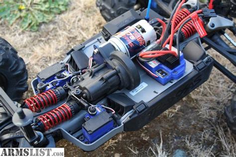 ARMSLIST - For Sale/Trade: Traxxas Summit 1/10 with extras