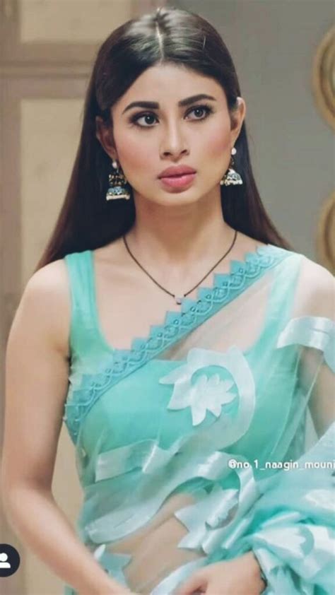Breathtaking Hot Photos Of Mouni Roy Style Hyme