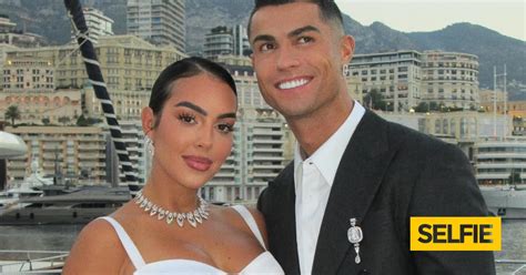 Cristiano Ronaldo mostra Georgina Rodríguez em lingerie SELFIE