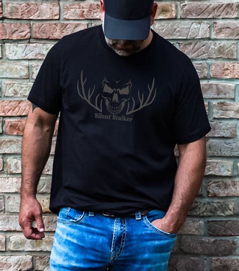 Deer Skull T Shirt Mens Hunting T Shirt Whitetail Deer Etsy