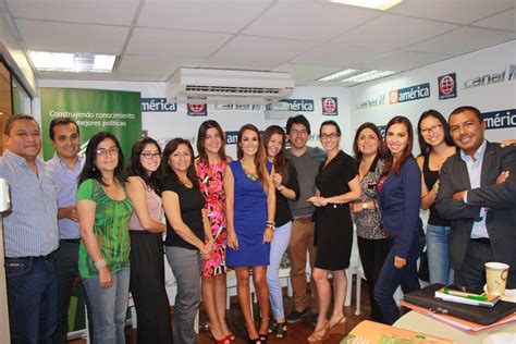 Propuestas de política en 17 talleres con la prensa nacional