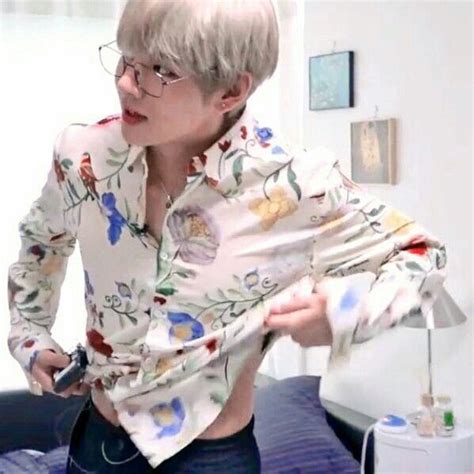 Miluska Herrera adlı kullanıcının BTS panosundaki Pin Gay Wattpad Books