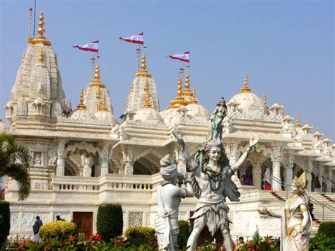 All About Swaminarayan Temple Bhuj - Nativeplanet