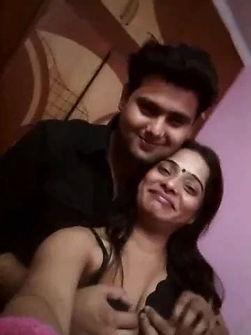 Lockdown Me Shaadi Ke Faayade Beautiful Boudi Indian Beauty Porn XHamster