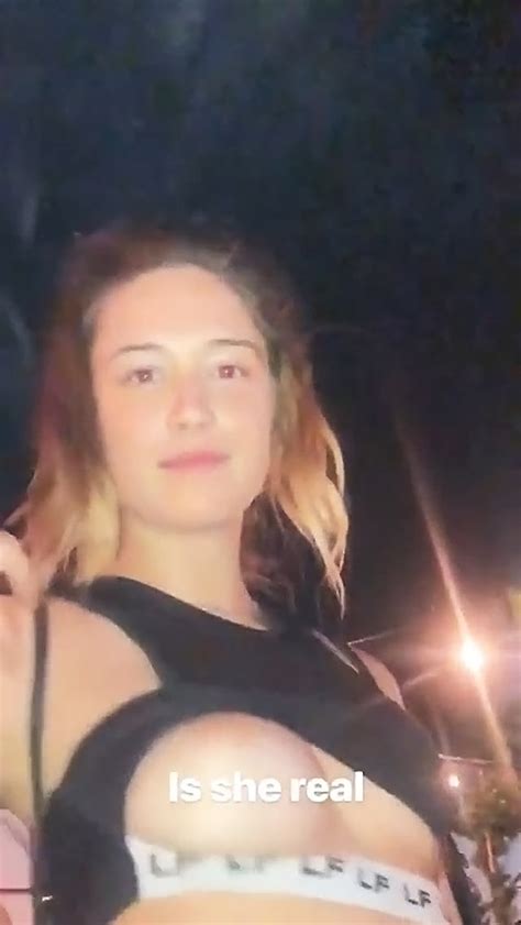 Elsie Hewitt Nude Topless Pics And Leaked Porn Scandal Planet