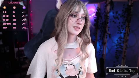 Very Pretty Skinny Anime Blonde Teen On Web