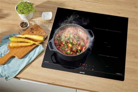 ТОП-5 недорогих индукционных варочных поверхностей