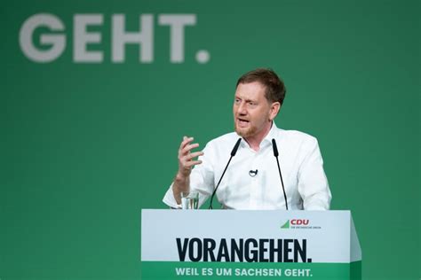 Zieht Das Zugpferd Kretschmer Kommentar Zur Ausgangslage Der Sachsen