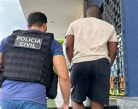 Polícia prende ex funcionário suspeito de desviar quase meio milhão de