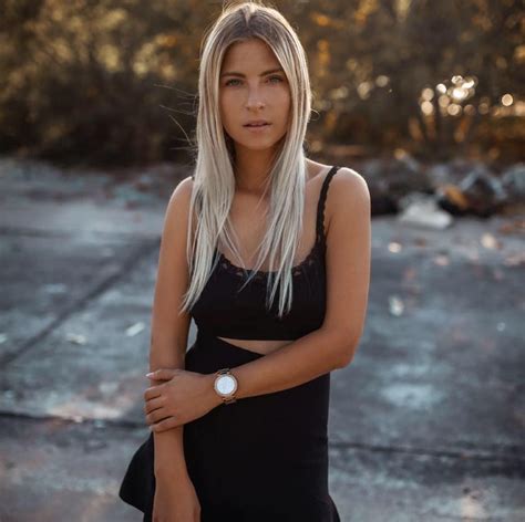 Beatrice Wolf Nude Porn Pics XPicsly