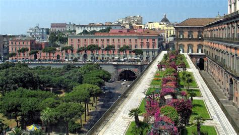 Visita Giardini Storici Palazzo Reale Maggio