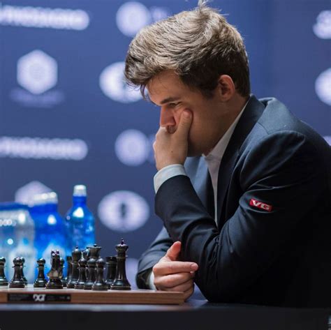 Magnus Carlsen Wins Chess Championship With Speed
