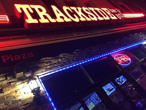 Trackside Bar & Grill | Staten Island NY