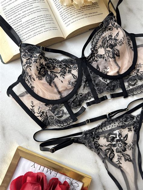 Set Lujuria nude Lencería Ropa Interior y Accesorios en México