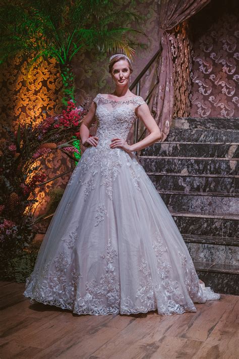 VESTIDO DE NOIVA PRINCESA NUDE VIOLETA Maximus Atelier