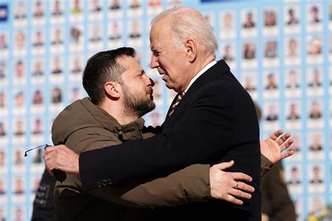 Joe Bidens Surprise Visit To Wartime Kyiv Russia Ukraine War News