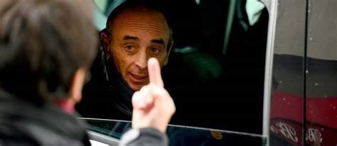 Visite chahutée doigt d honneur la campagne de Zemmour en pleine