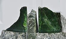 Jade - Wikipedia 