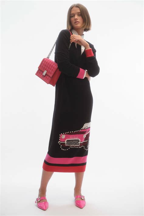 Unveiling Kate Spades Brand New Look 2024s Hottest Accessory Musthaves