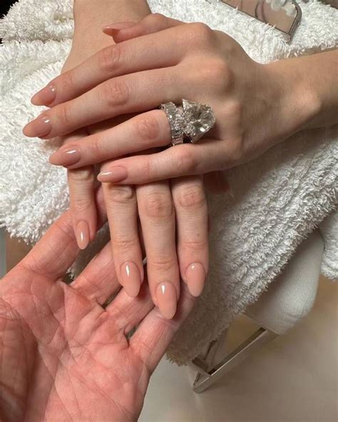 Manicura Rich Girl Las U As Nude Que Son Tendencia En Redes