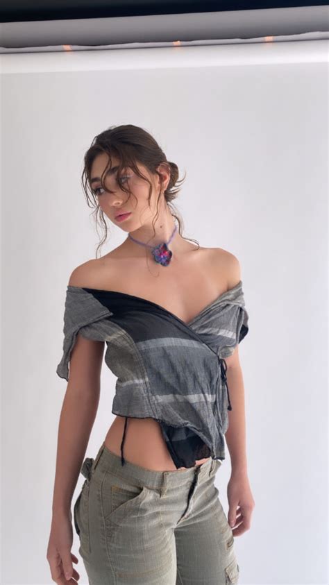 TikTok Instagram Caterpillareyebrow Sylviawakeupp Nude Photo Thefappening