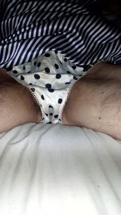 Bedtime Wank In Satin Gay Man Porn XHamster