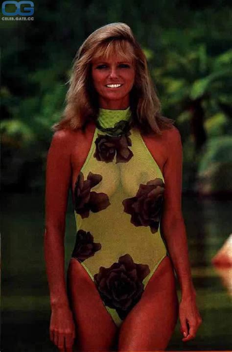 Cheryl Tiegs Nude Pictures Onlyfans Leaks Playboy Photos Sex Scene Uncensored