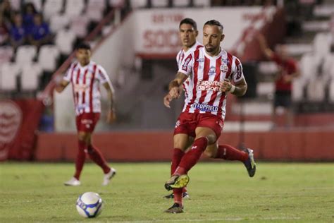 Paulo S Rgio Enaltece Grupo E Apoio Da Torcida Do N Utico Temos Nove