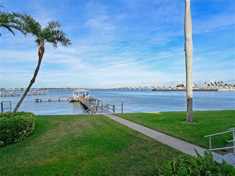 1600 1st Ave W Unit 102a Bradenton Fl 34205 Mls A4456330 Redfin