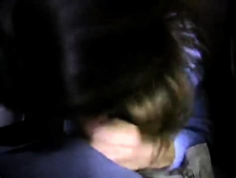 Amateur Wife Gets Huge Facial In Parking Garage