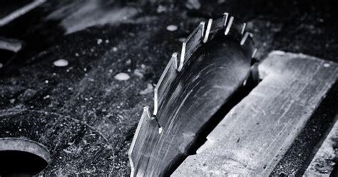 Правила за безопасна работа с циркуляри I ЗБУТ от OTGOVORI.INFO