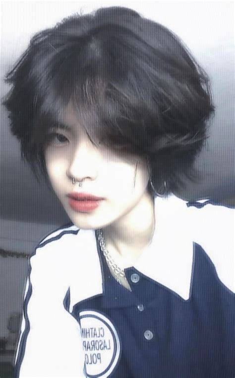 21 Korean Tomboy Haircut Craigelouiza