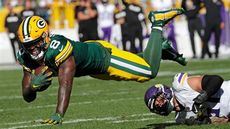 Dynamic pricing models explain the cost of Packers vs Vikings tickets 44