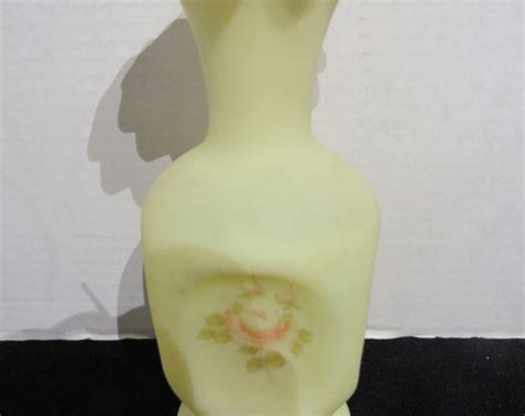 Fenton Burmese Custard Glass Vase With Ruffle Edge Etsy