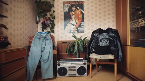 Real 1980s Pop Culture: Fashion, Smoking, and the Fear of Nuclear War