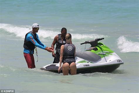 Bianca Elouise Sports G String Bikini In Miami Daily Mail Online