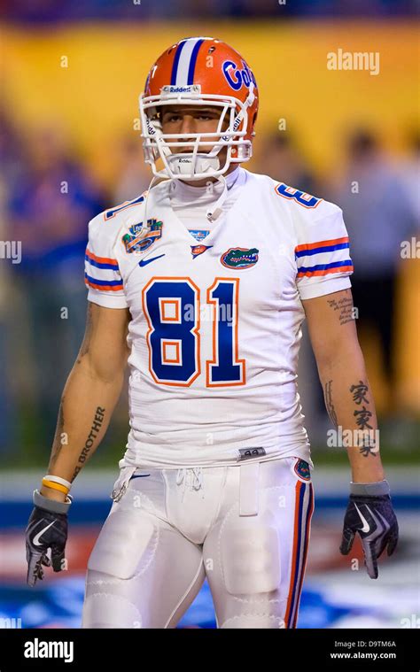 Florida tight end aaron hernandez hi-res stock photography and images - Alamy