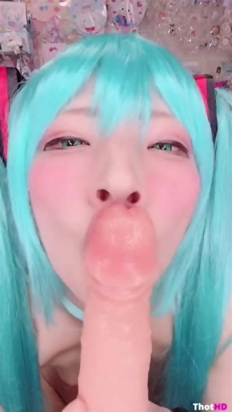 Comonun Dildo Blowjob Ahegao