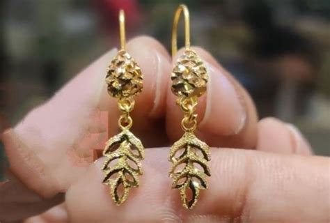 2 Gram Simple Gold Earrings Designs For Daily Use With Price People Choice