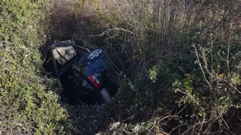 ACCIDENTE CHERA Tres Heridos Tras Caer A Un Barranco Con El Coche En