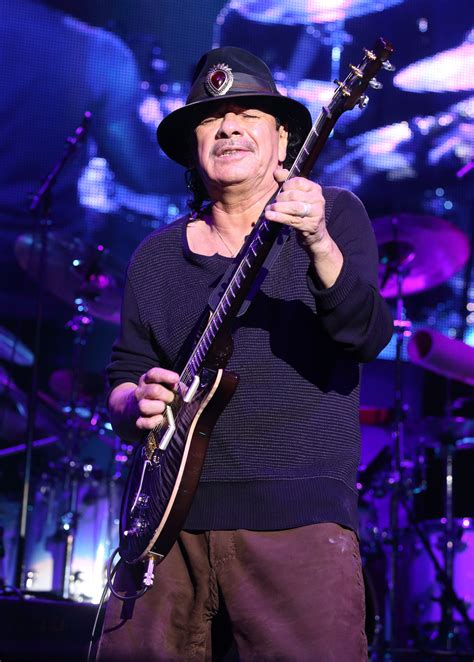 Guitarist Carlos Santana collapsed from dehydration while performing in