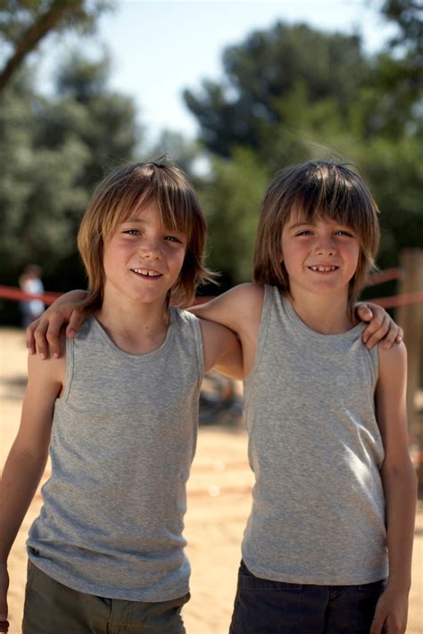 Adolescente Brit Nica S Descobriu Que N O Tinha Vagina Aos Anos Uol Not Cias