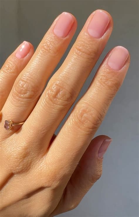 As Unhas Jelly Nude Est O Virando As Protagonistas Da Manicure Elle Brasil