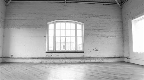 Nude Skinny Blonde Impersonating Charlie Chaplin Nude Video On YouTube Nudeleted