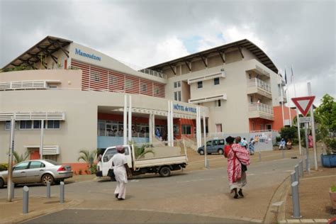 Crise De Leau La Mairie De Mamoudzou Ajuste Ses Horaires Douverture