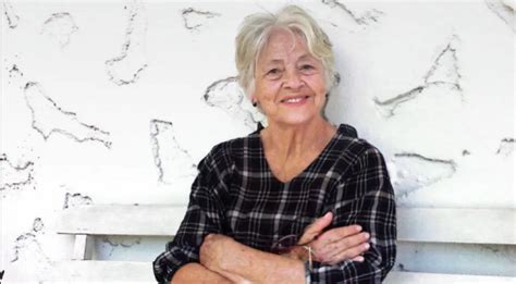Adelia Prado Casamento - Quem é Adélia Prado, maior poetisa viva do Brasil - 50emais