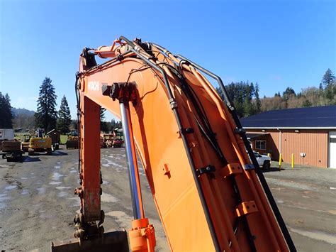 Hitachi Zx Lc N Hydraulic Excavator Columbia Pacific